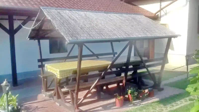 Hajdúszoboszló Szállás | Vendégház (K1026-10) A kép szerzői jogvédelem alatt állhat. Javasolt a kapcsolatfelvétel a jog tulajdonossal. Hajdúszoboszló Szállás | Vendégház (K1026-10) A kép szerzői jogvédelem alatt állhat. Javasolt a kapcsolatfelvétel a jog tulajdonossal.