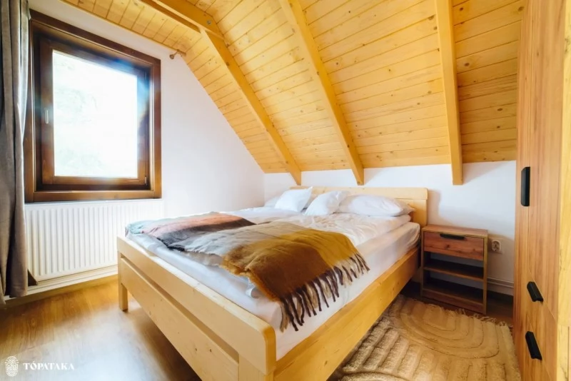 Senetea Cazare | Hotel**** (K1505-30) Imaginea poate fi supusă drepturilor de autor. Se recomandă contactarea titularului drepturilor.