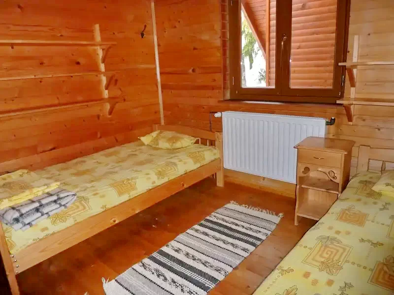 Madarasi Hargita Szállás | Üdülőfalu (K0730-19) A kép szerzői jogvédelem alatt állhat. Javasolt a kapcsolatfelvétel a jog tulajdonossal.