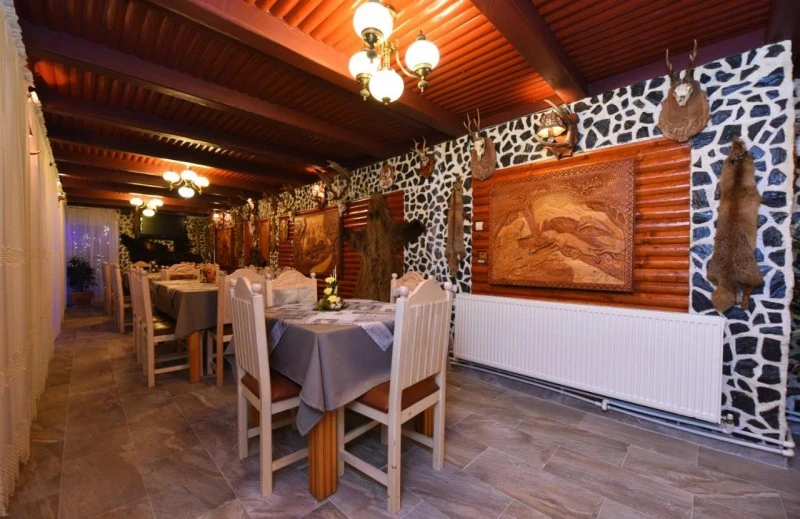 Sarmizegetusa Cazare | Cabană (K0364-5) Imaginea poate fi supusă drepturilor de autor. Se recomandă contactarea titularului drepturilor. Sarmizegetusa Cazare | Cabană (K0364-5) Imaginea poate fi supusă drepturilor de autor. Se recomandă contactarea titularului drepturilor.