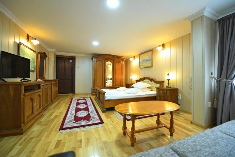 Sarmizegetusa Cazare | Cabană (K0364-21) Imaginea poate fi supusă drepturilor de autor. Se recomandă contactarea titularului drepturilor. Sarmizegetusa Cazare | Cabană (K0364-21) Imaginea poate fi supusă drepturilor de autor. Se recomandă contactarea titularului drepturilor.