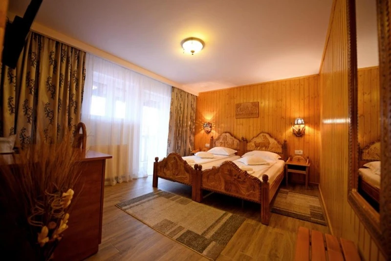 Sarmizegetusa Cazare | Cabană (K0364-28) Imaginea poate fi supusă drepturilor de autor. Se recomandă contactarea titularului drepturilor. Sarmizegetusa Cazare | Cabană (K0364-28) Imaginea poate fi supusă drepturilor de autor. Se recomandă contactarea titularului drepturilor.