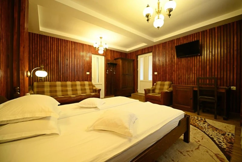 Sarmizegetusa Cazare | Sat de vacanță (K0364-34) Imaginea poate fi supusă drepturilor de autor. Se recomandă contactarea titularului drepturilor.