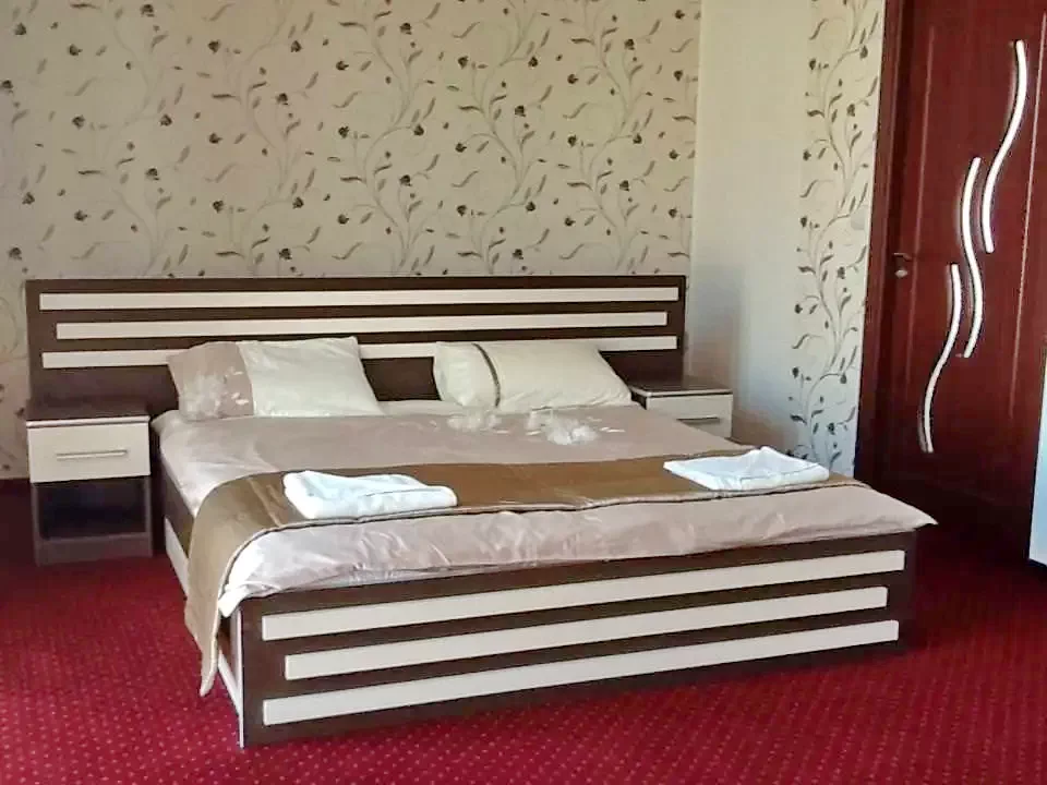 Félixfürdő Szállás | Motel (K0406-9) A kép szerzői jogvédelem alatt állhat. Javasolt a kapcsolatfelvétel a jog tulajdonossal.