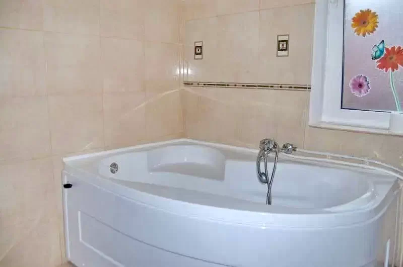 Félixfürdő Szállás | Motel (K0406-12) A kép szerzői jogvédelem alatt állhat. Javasolt a kapcsolatfelvétel a jog tulajdonossal.