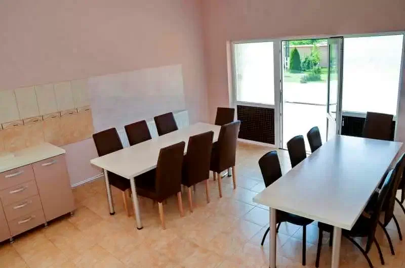 Băile Felix Cazare | Motel (K0406-28) Imaginea poate fi supusă drepturilor de autor. Se recomandă contactarea titularului drepturilor.