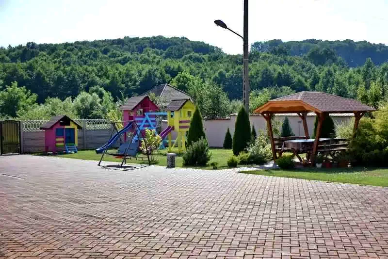 Băile Felix Cazare | Pensiune (K0406-44) Imaginea poate fi supusă drepturilor de autor. Se recomandă contactarea titularului drepturilor. Băile Felix Cazare | Pensiune (K0406-44) Imaginea poate fi supusă drepturilor de autor. Se recomandă contactarea titularului drepturilor.