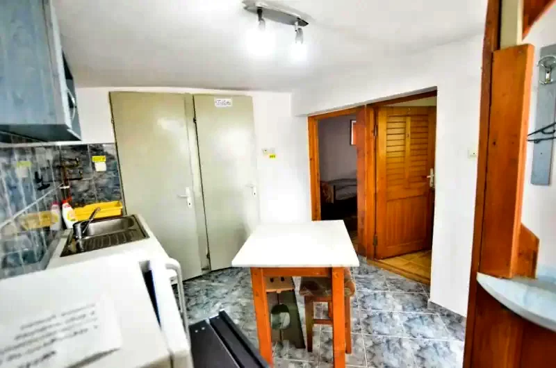 Sfântu Gheorghe Cazare | Motel (K1408-11) Imaginea poate fi supusă drepturilor de autor. Se recomandă contactarea titularului drepturilor.