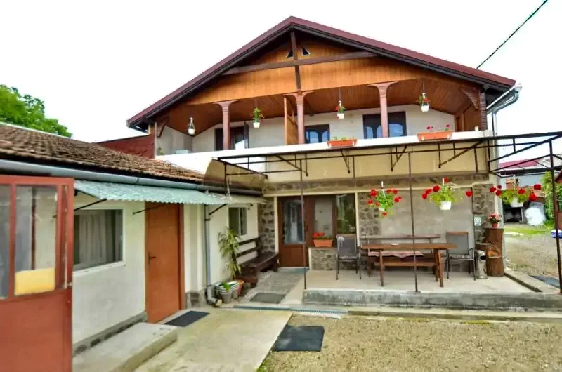 Sfântu Gheorghe Cazare | Motel (K1408-43) Imaginea poate fi supusă drepturilor de autor. Se recomandă contactarea titularului drepturilor.