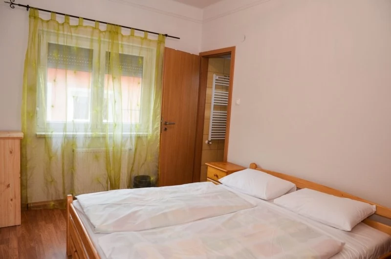  Cazare | Hotel**** (K0015-3) Imaginea poate fi supusă drepturilor de autor. Se recomandă contactarea titularului drepturilor.