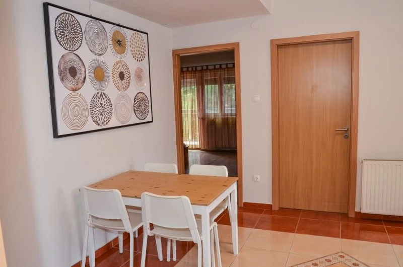  Cazare | Hotel**** (K0015-18) Imaginea poate fi supusă drepturilor de autor. Se recomandă contactarea titularului drepturilor.