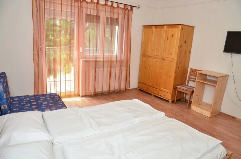  Cazare | Hotel**** (K0015-29) Imaginea poate fi supusă drepturilor de autor. Se recomandă contactarea titularului drepturilor.