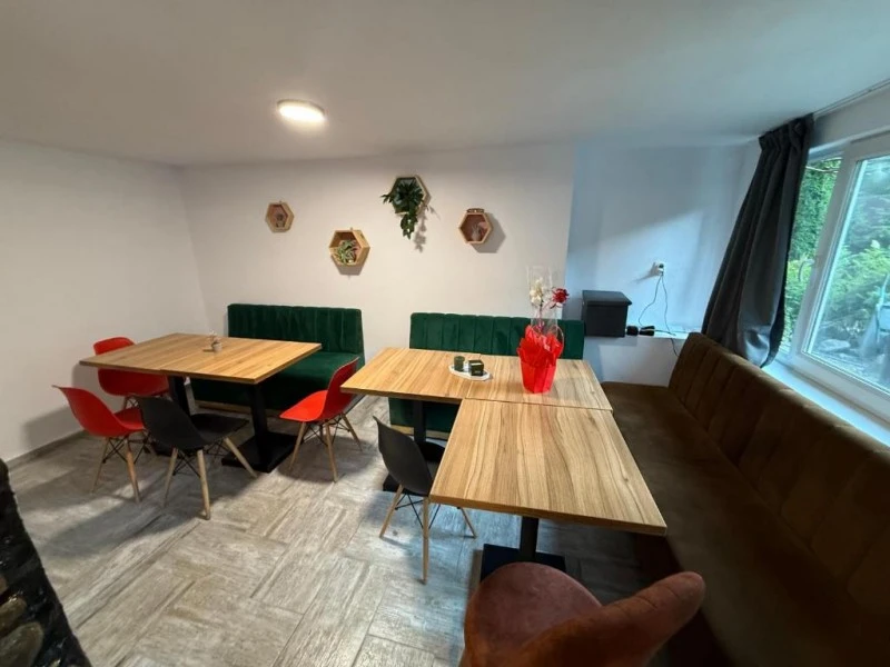 Băile Homorod Cazare | Casă de oaspeți (K0209-37) Imaginea poate fi supusă drepturilor de autor. Se recomandă contactarea titularului drepturilor.