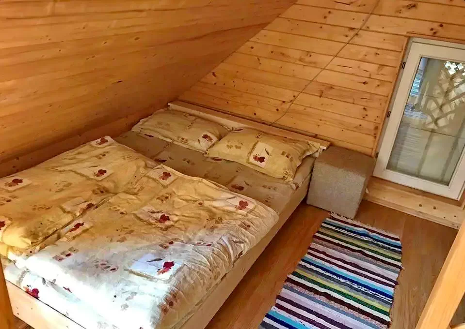 Harghita-Băi Cazare | Pensiune (K1129-6) Imaginea poate fi supusă drepturilor de autor. Se recomandă contactarea titularului drepturilor.