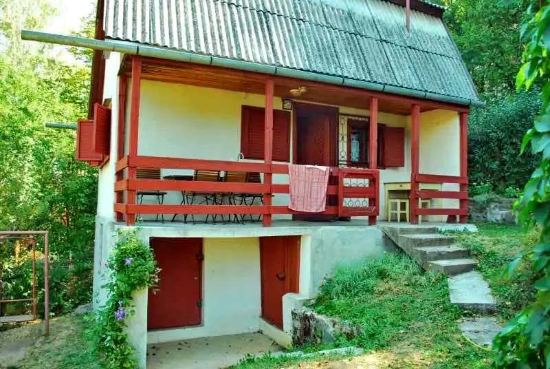 Parajd Szállás | Kulcsosház (K0978-4) A kép szerzői jogvédelem alatt állhat. Javasolt a kapcsolatfelvétel a jog tulajdonossal. Parajd Szállás | Kulcsosház (K0978-4) A kép szerzői jogvédelem alatt állhat. Javasolt a kapcsolatfelvétel a jog tulajdonossal.