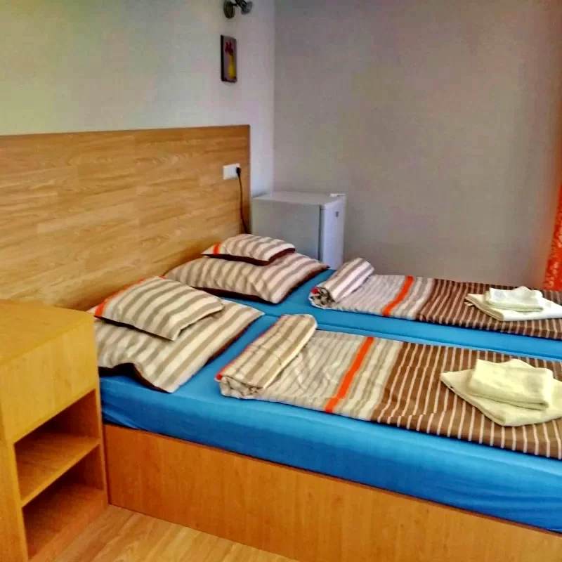 Debrețin Cazare | Motel (K0665-8) Imaginea poate fi supusă drepturilor de autor. Se recomandă contactarea titularului drepturilor.