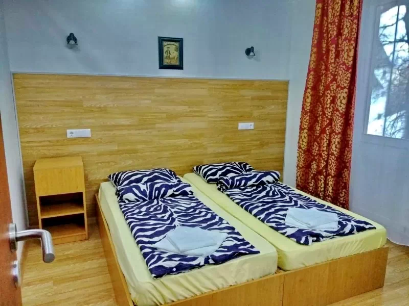 Debrecen Szállás | Panzió (K0665-14) A kép szerzői jogvédelem alatt állhat. Javasolt a kapcsolatfelvétel a jog tulajdonossal. Debrecen Szállás | Panzió (K0665-14) A kép szerzői jogvédelem alatt állhat. Javasolt a kapcsolatfelvétel a jog tulajdonossal.