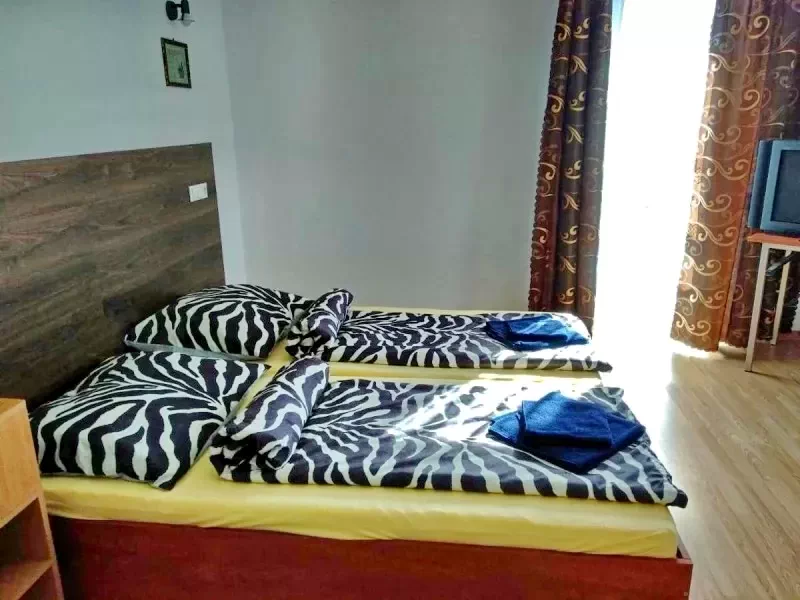 Debrețin Cazare | Motel (K0665-23) Imaginea poate fi supusă drepturilor de autor. Se recomandă contactarea titularului drepturilor.