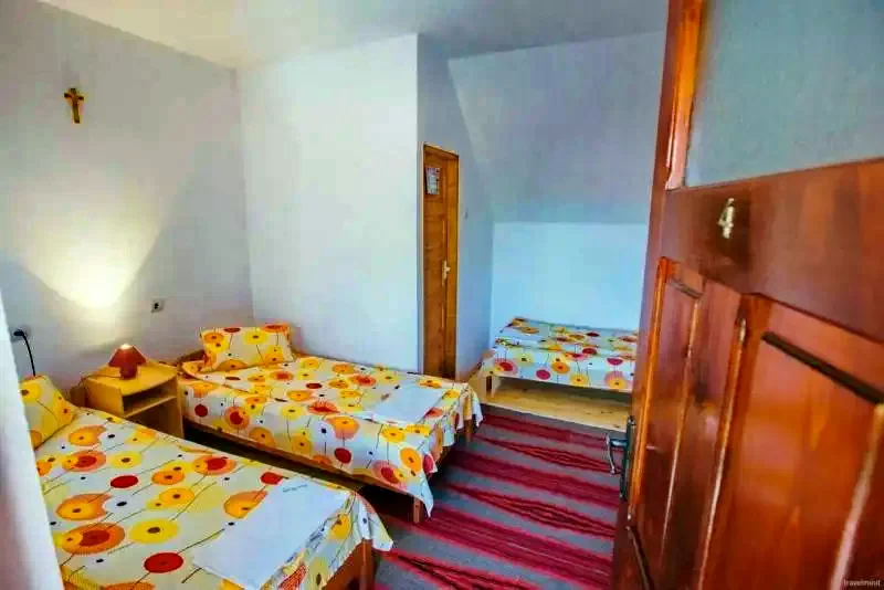 Lupeni Cazare | Casă de oaspeți (K0365-9) Imaginea poate fi supusă drepturilor de autor. Se recomandă contactarea titularului drepturilor. Lupeni Cazare | Casă de oaspeți (K0365-9) Imaginea poate fi supusă drepturilor de autor. Se recomandă contactarea titularului drepturilor.