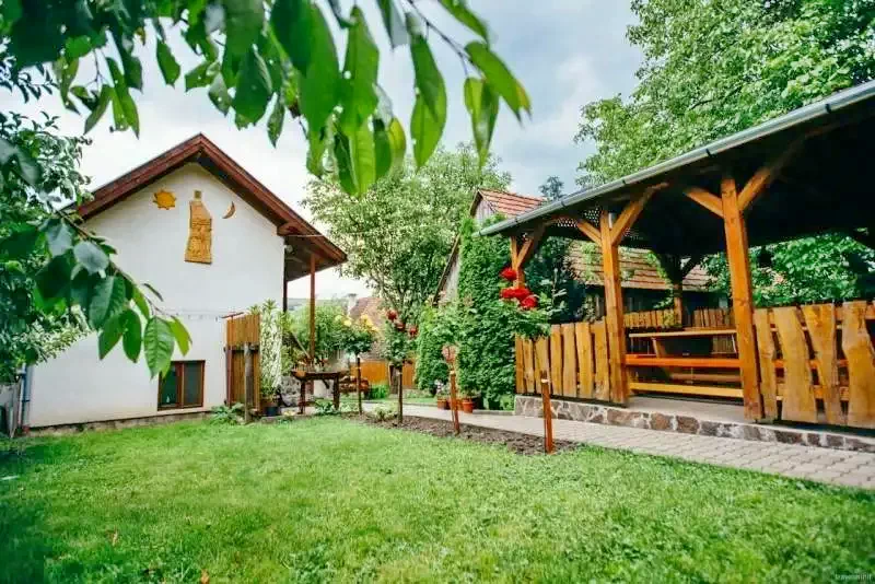 Farkaslaka Szállás | Hotel**** (K0365-25) A kép szerzői jogvédelem alatt állhat. Javasolt a kapcsolatfelvétel a jog tulajdonossal.