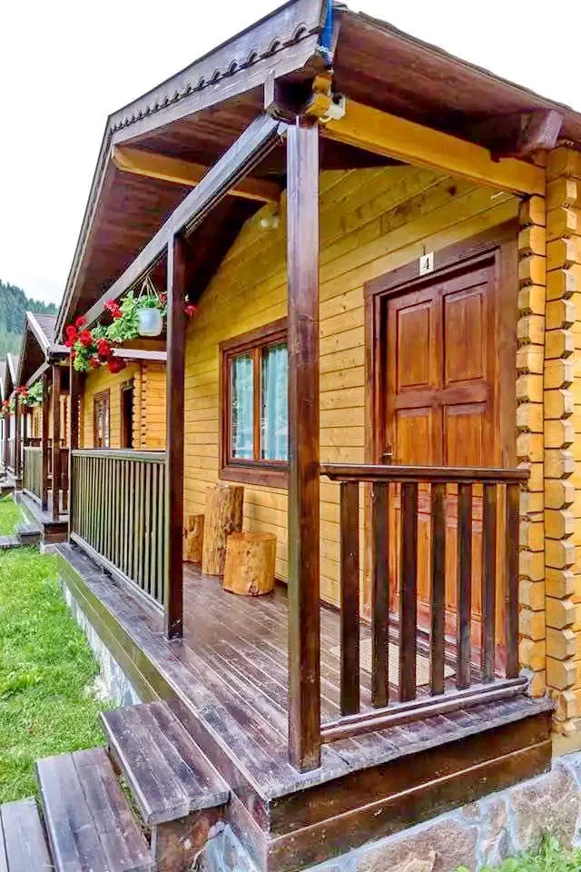 Gyilkostó Szállás | Üdülőfalu (K0950-42) A kép szerzői jogvédelem alatt állhat. Javasolt a kapcsolatfelvétel a jog tulajdonossal.