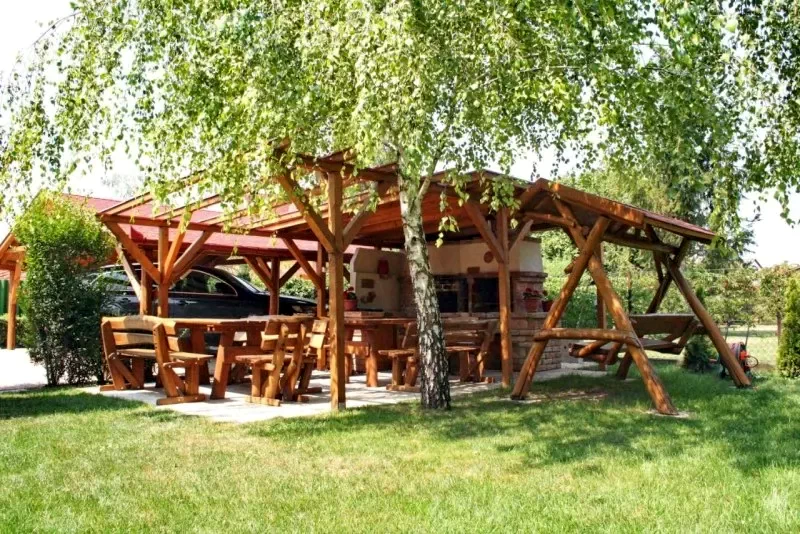  Cazare | Motel (K0170-1) Imaginea poate fi supusă drepturilor de autor. Se recomandă contactarea titularului drepturilor.