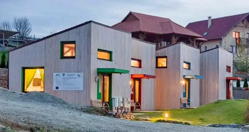 Cazare Odorheiu Secuiesc - Bungalouri Horizont*** | Székelyudvarhely - Horizont Vendégházak***. Imaginea poate fi supusă drepturilor de autor. Se recomandă contactarea titularului drepturilor.