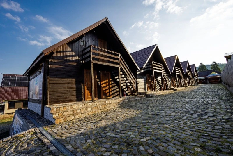 Cazare Padiș - Cabanele Five Chalets | Pádis - Five Chalets Kulcsosházak . Imaginea poate fi supusă drepturilor de autor. Se recomandă contactarea titularului drepturilor.