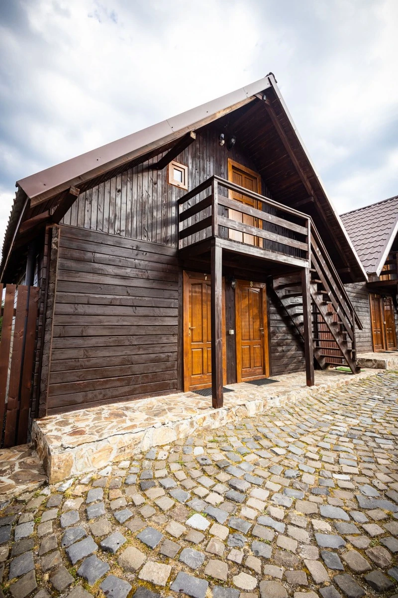 Cazare Padiș - Cabanele Five Chalets | Pádis - Five Chalets Kulcsosházak . Imaginea poate fi supusă drepturilor de autor. Se recomandă contactarea titularului drepturilor.