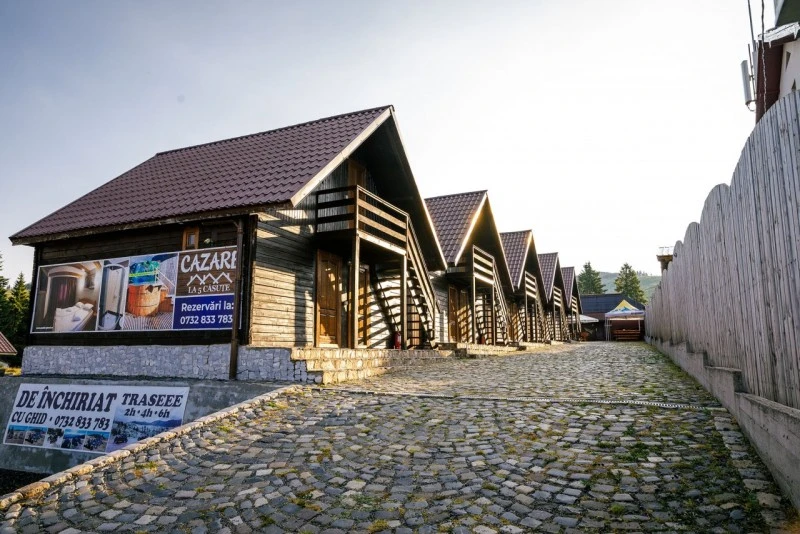 Cazare Padiș - Cabanele Five Chalets | Pádis - Five Chalets Kulcsosházak . Imaginea poate fi supusă drepturilor de autor. Se recomandă contactarea titularului drepturilor.