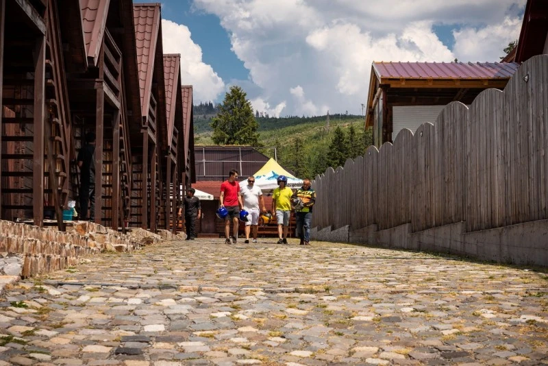 Cazare Padiș - Cabanele Five Chalets | Pádis - Five Chalets Kulcsosházak . Imaginea poate fi supusă drepturilor de autor. Se recomandă contactarea titularului drepturilor.