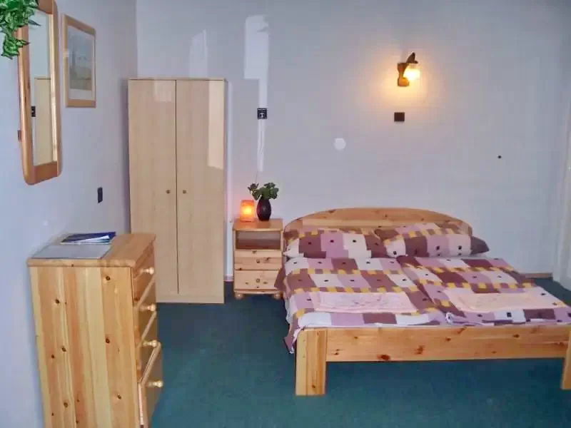 Budapesta Cazare | Bungalow (K0289-7) Imaginea poate fi supusă drepturilor de autor. Se recomandă contactarea titularului drepturilor.