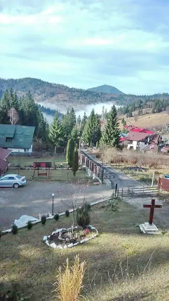 Csalhó Szállás | Panzió (K0701-19) A kép szerzői jogvédelem alatt állhat. Javasolt a kapcsolatfelvétel a jog tulajdonossal. Csalhó Szállás | Panzió (K0701-19) A kép szerzői jogvédelem alatt állhat. Javasolt a kapcsolatfelvétel a jog tulajdonossal.