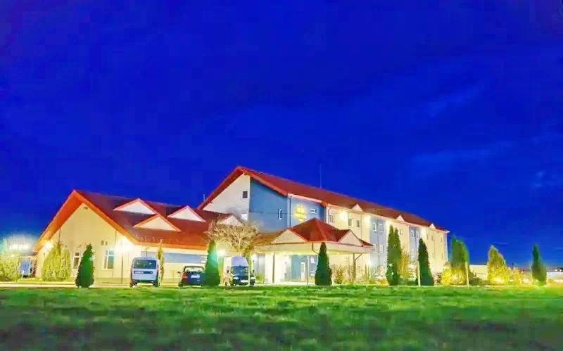 Oradea Cazare | Pensiune turistică (K1391-1) Imaginea poate fi supusă drepturilor de autor. Se recomandă contactarea titularului drepturilor.