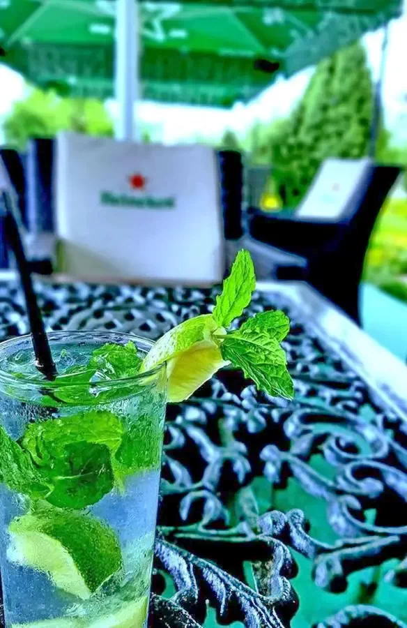 Oradea Cazare | Pensiune turistică (K1391-26) Imaginea poate fi supusă drepturilor de autor. Se recomandă contactarea titularului drepturilor.