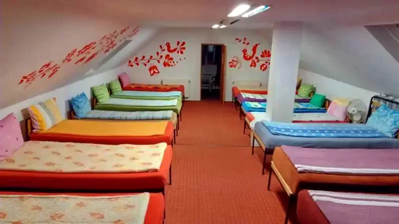 Cornești Cazare | Motel (K0114-13) Imaginea poate fi supusă drepturilor de autor. Se recomandă contactarea titularului drepturilor.
