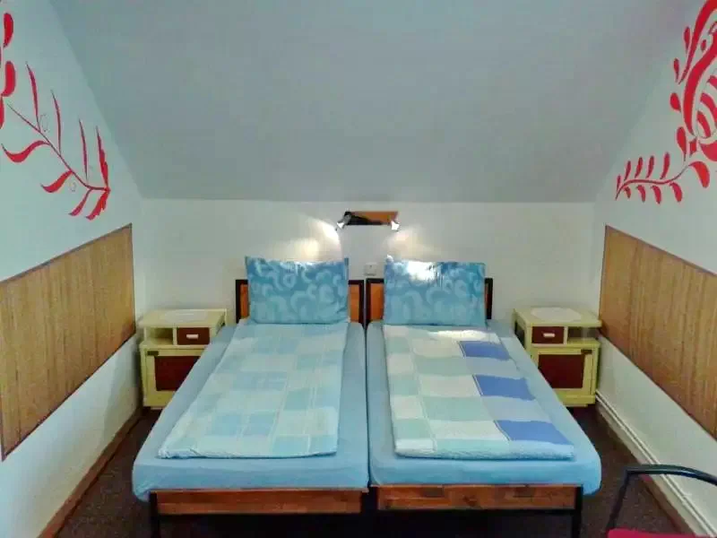 Sinfalva Szállás | Motel (K0114-21) A kép szerzői jogvédelem alatt állhat. Javasolt a kapcsolatfelvétel a jog tulajdonossal.