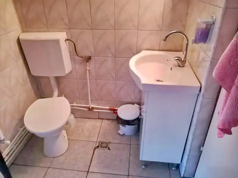 Cornești Cazare | Motel (K0114-22) Imaginea poate fi supusă drepturilor de autor. Se recomandă contactarea titularului drepturilor.