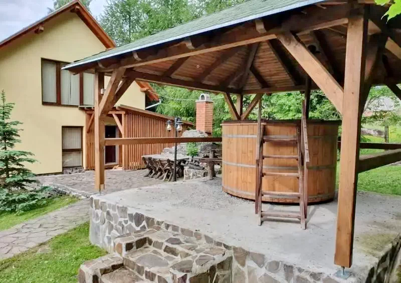 Ivó Szállás | Motel (K1286-1) A kép szerzői jogvédelem alatt állhat. Javasolt a kapcsolatfelvétel a jog tulajdonossal.