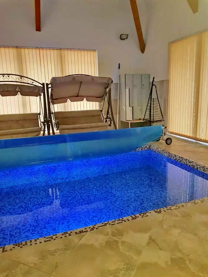 Ivó Szállás | Motel (K1286-2) A kép szerzői jogvédelem alatt állhat. Javasolt a kapcsolatfelvétel a jog tulajdonossal.