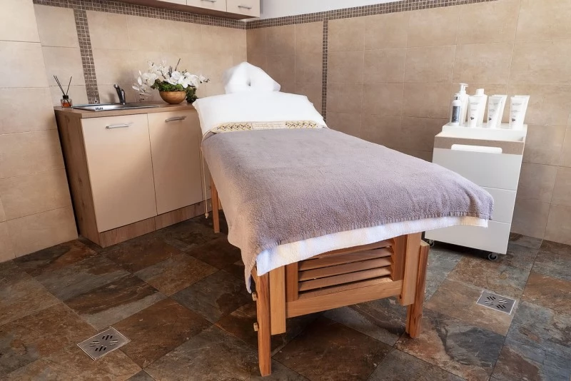 Cazare Băile Olănești - Hotel Tisa*** | Olănești Fürdő - Tisa Hotel***. Imaginea poate fi supusă drepturilor de autor. Se recomandă contactarea titularului drepturilor.