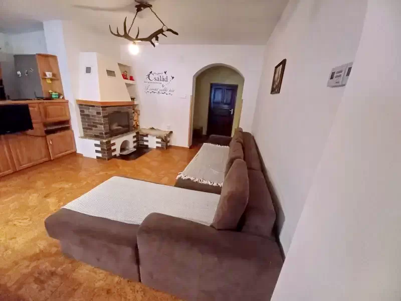 Székelyvarság Szállás | Üdülőfalu (K1383-21) A kép szerzői jogvédelem alatt állhat. Javasolt a kapcsolatfelvétel a jog tulajdonossal.