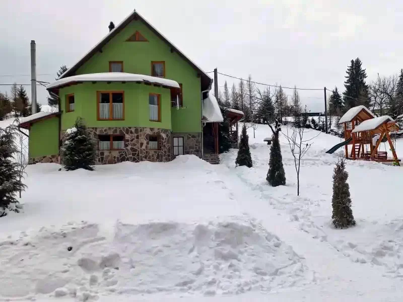 Székelyvarság Szállás | Üdülőfalu (K1383-26) A kép szerzői jogvédelem alatt állhat. Javasolt a kapcsolatfelvétel a jog tulajdonossal.
