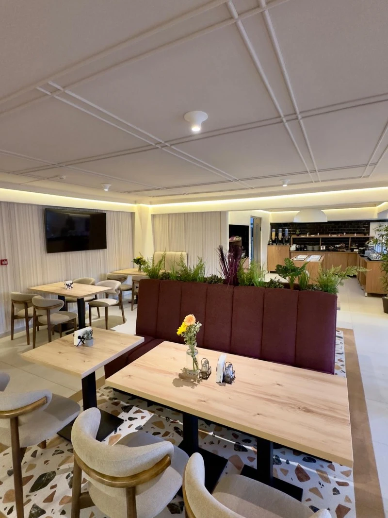 Cazare Cluj Napoca - Hotel Gala *** | Kolozsvár - Gála Hotel. Imaginea poate fi supusă drepturilor de autor. Se recomandă contactarea titularului drepturilor.