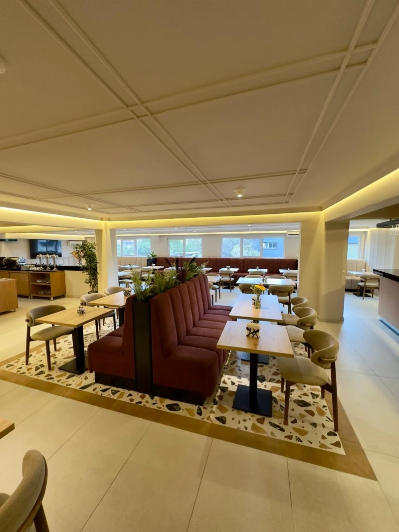 Cazare Cluj Napoca - Hotel Gala *** | Kolozsvár - Gála Hotel. Imaginea poate fi supusă drepturilor de autor. Se recomandă contactarea titularului drepturilor.