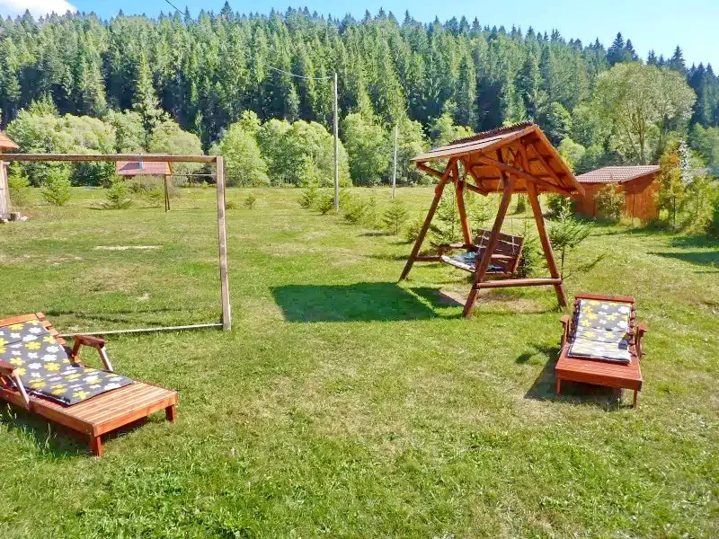 Barajul Zetea Cazare | Sat de vacanță (K0786-10) Imaginea poate fi supusă drepturilor de autor. Se recomandă contactarea titularului drepturilor.