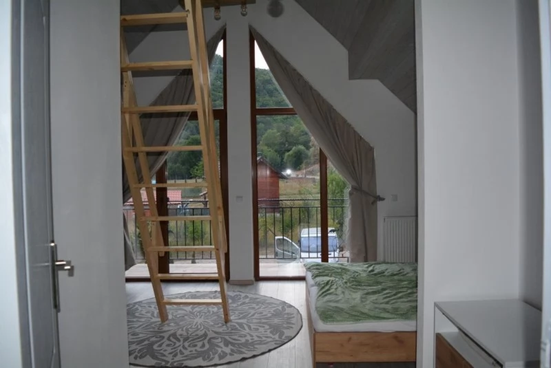 Várasfenes Szállás | Üdülőfalu (K1489-5) A kép szerzői jogvédelem alatt állhat. Javasolt a kapcsolatfelvétel a jog tulajdonossal.