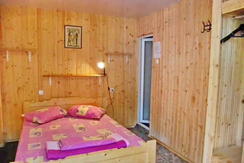 Szállás | Panzió (K1399-28) A kép szerzői jogvédelem alatt állhat. Javasolt a kapcsolatfelvétel a jog tulajdonossal. Szállás | Panzió (K1399-28) A kép szerzői jogvédelem alatt állhat. Javasolt a kapcsolatfelvétel a jog tulajdonossal.