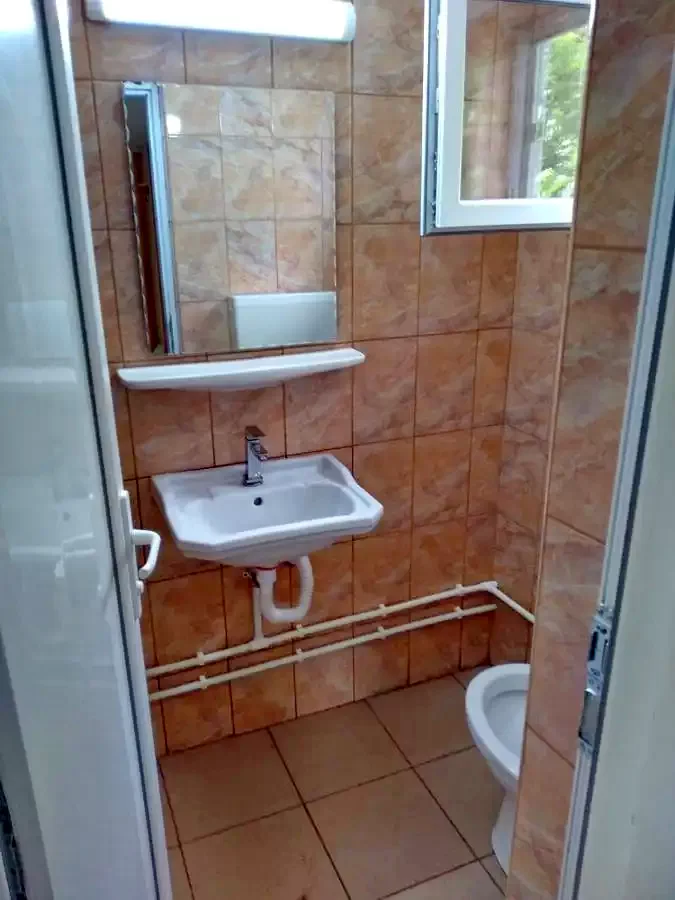  Szállás | Motel (K1399-32) A kép szerzői jogvédelem alatt állhat. Javasolt a kapcsolatfelvétel a jog tulajdonossal.