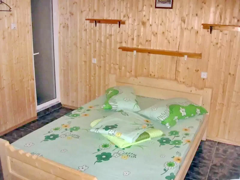 Szállás | Panzió (K1399-33) A kép szerzői jogvédelem alatt állhat. Javasolt a kapcsolatfelvétel a jog tulajdonossal. Szállás | Panzió (K1399-33) A kép szerzői jogvédelem alatt állhat. Javasolt a kapcsolatfelvétel a jog tulajdonossal.